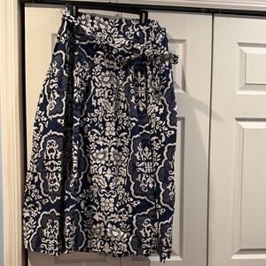 Talbots Elegant Navy and White Patterned Skirt